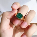 European And American Retro Fashion Natural Green Peacock Stone Ring ( blue, Standard )